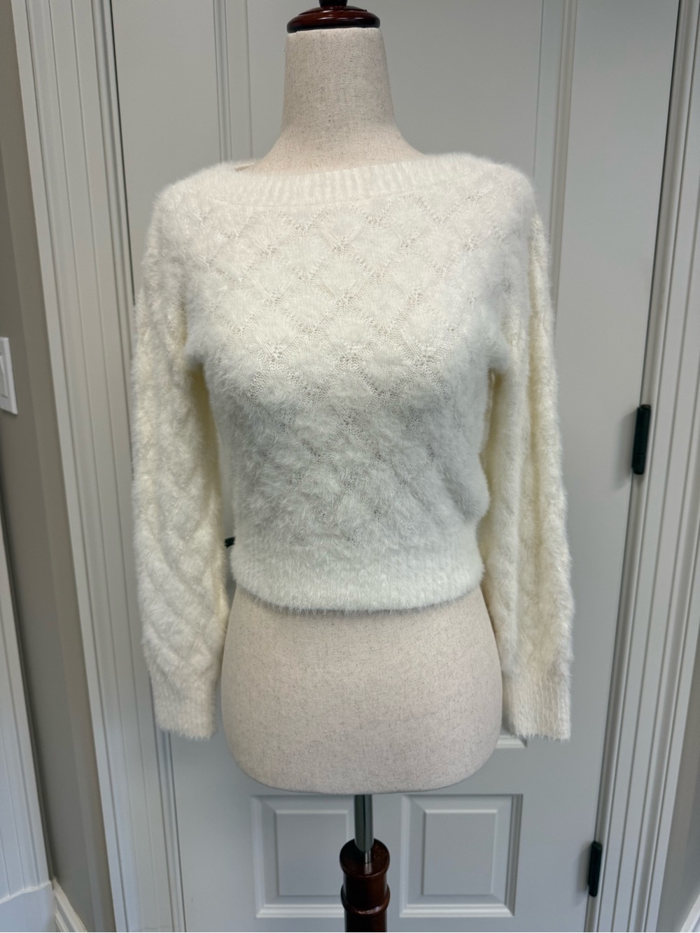 Abercrombie Kids Soft Fuzzy Cream Girl’s Sweater